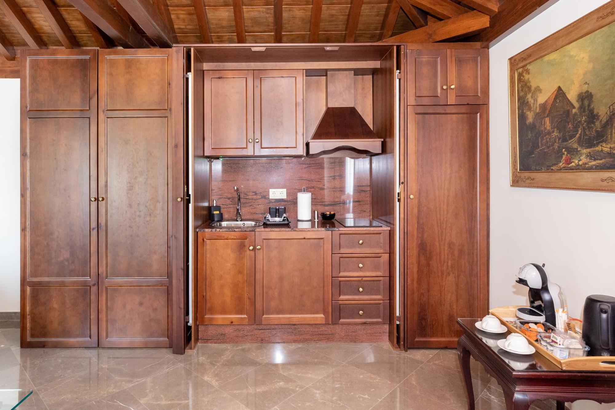 Apartamentos En Pleno Centro, Aljibe Rodrigo Del Campo 2B グラナダ エクステリア 写真