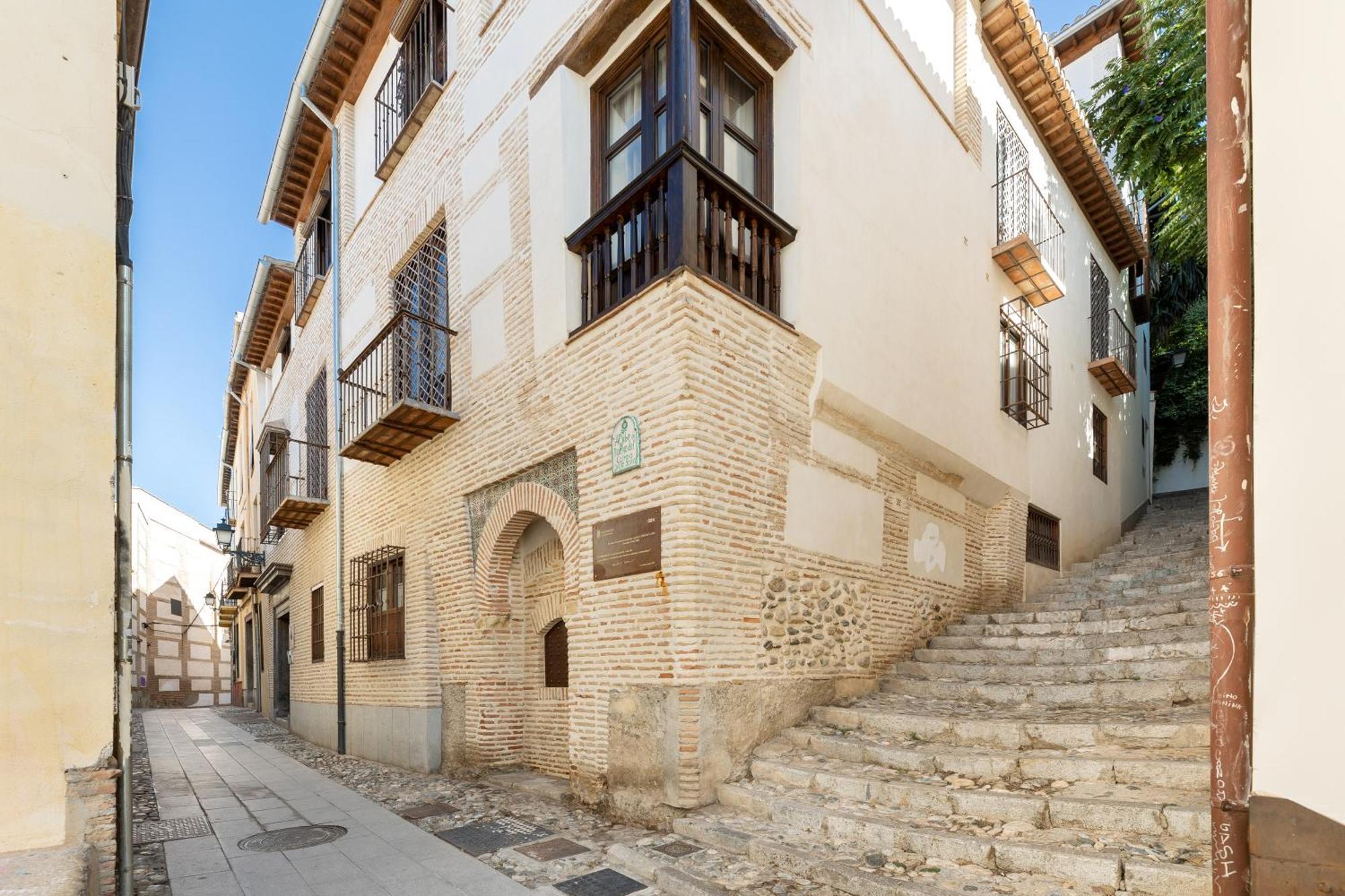 Apartamentos En Pleno Centro, Aljibe Rodrigo Del Campo 2B グラナダ エクステリア 写真
