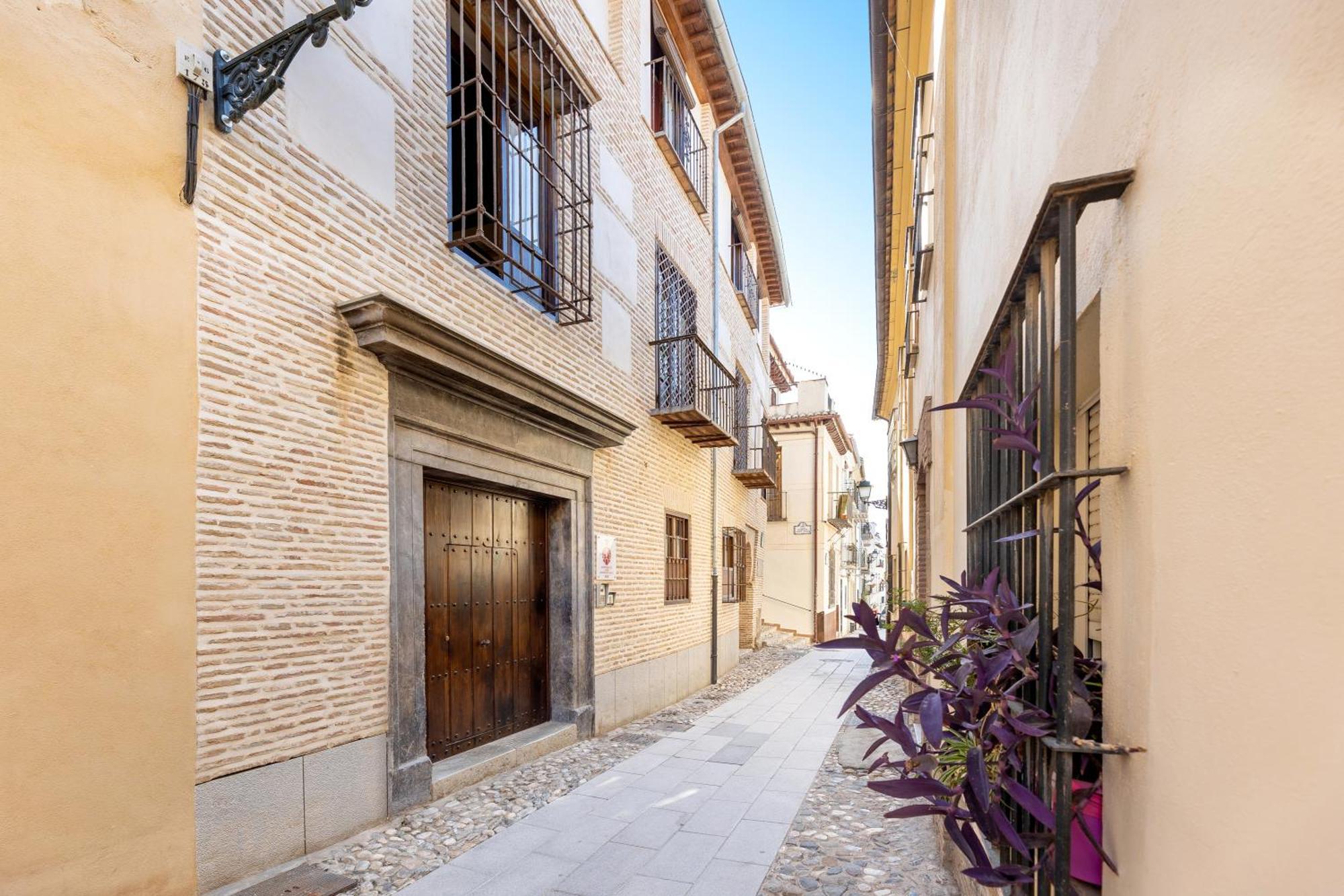 Apartamentos En Pleno Centro, Aljibe Rodrigo Del Campo 2B グラナダ エクステリア 写真
